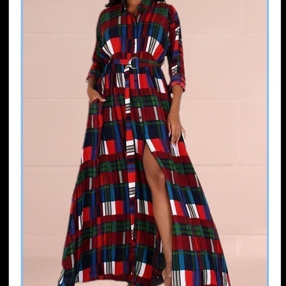 Plaid floor length maxi dress with matching belt, pockets and front buttons. (S) - Picture 1 of 5